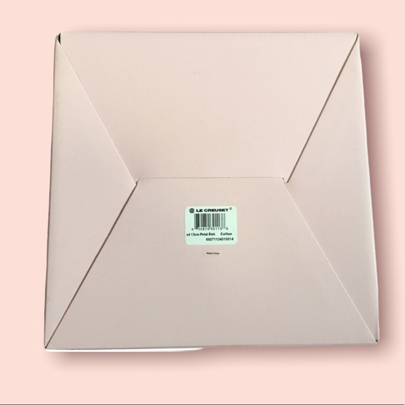 Le Creuset Stoneware Petal Dish Set of 4 (Cotton) - Picture 3 of 3